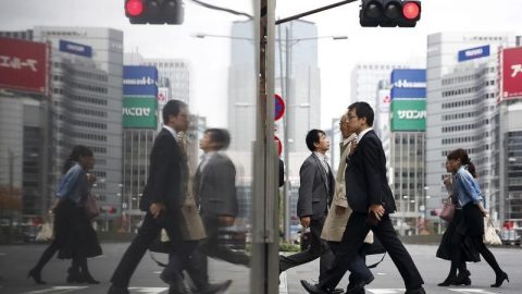 Sức ép làm việc quá nặng nề tại đất nước Nhật Bản